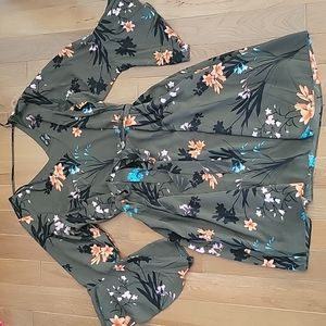 City Chic Green Floral Bell Trumpet Sleeve Dress Large (20)